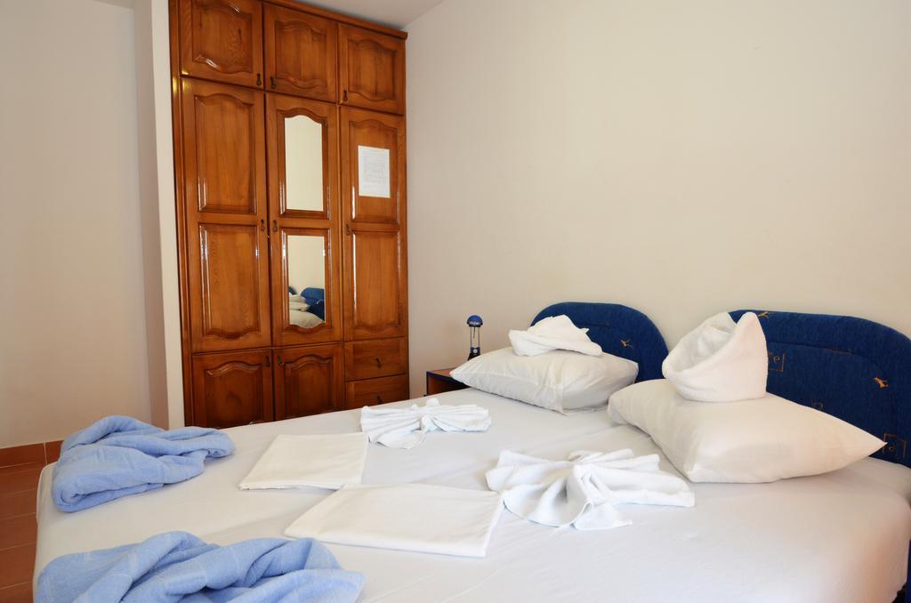 بودفا Guest House Villa Iva الغرفة الصورة
