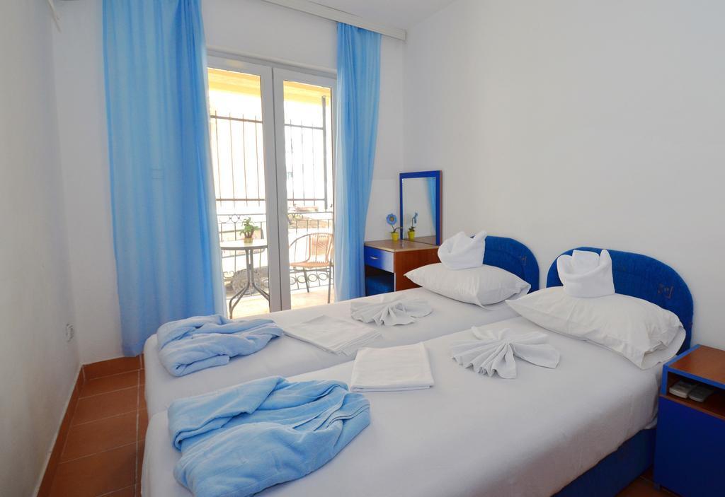 بودفا Guest House Villa Iva الغرفة الصورة