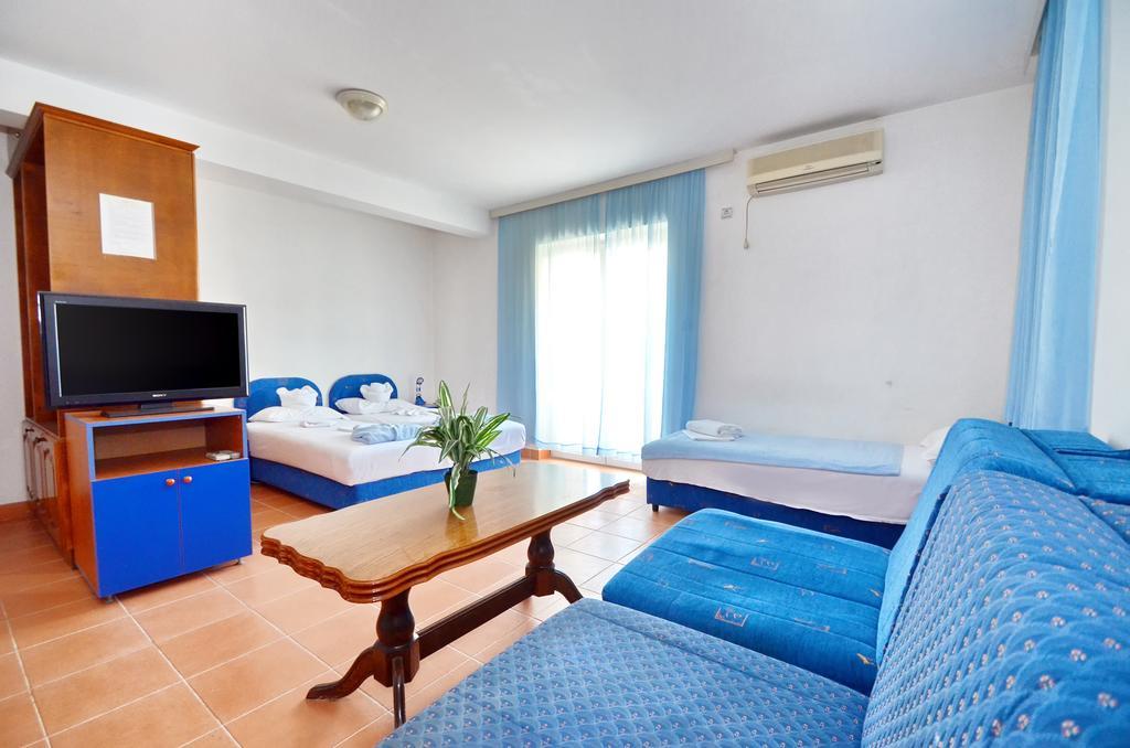 بودفا Guest House Villa Iva الغرفة الصورة